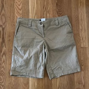 Lands' End Khaki Bermuda Shorts With Beltloops Size 6P